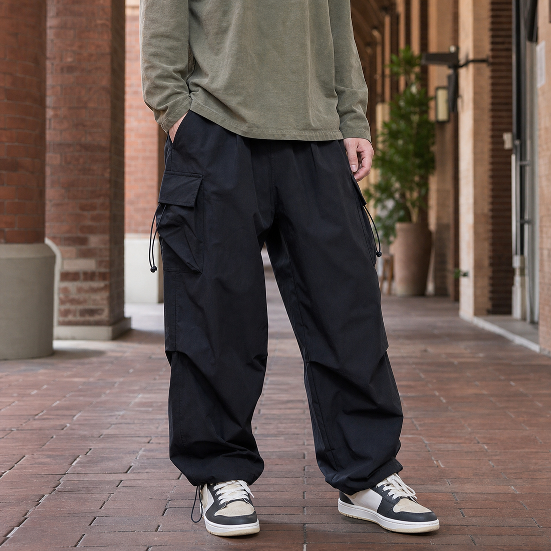 Rufus Relaxed Cargo Pants - Black